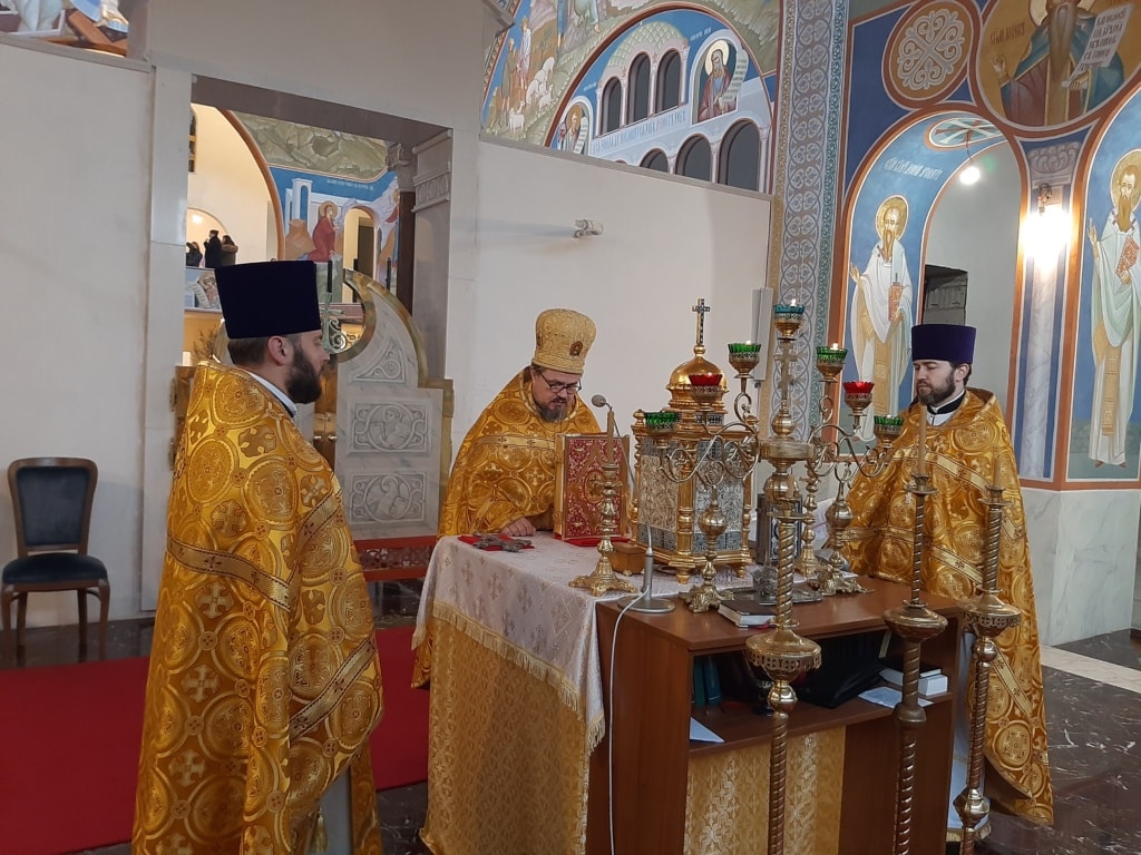 Nabożeństwom XXIII niedzieli po Pięćdziesiątnicy w stołecznej Hagii Sophii przewodniczył ks. mitrat Adam Siemieniuk. Proboszczowi współsłużyli również miejscowi duchowni.