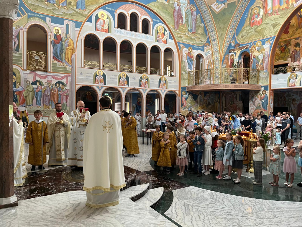 22 czerwca w  drugą niedzielę po święcie Zesłania Świętego Ducha w stołecznej Hagii Sophii sprawowano Boską Liturgię.